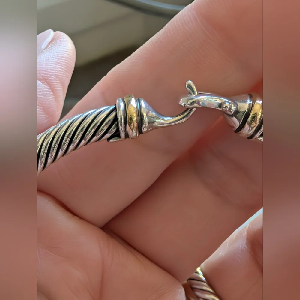 David Yurman Buckle Bracelet - Picture 3 of 7
